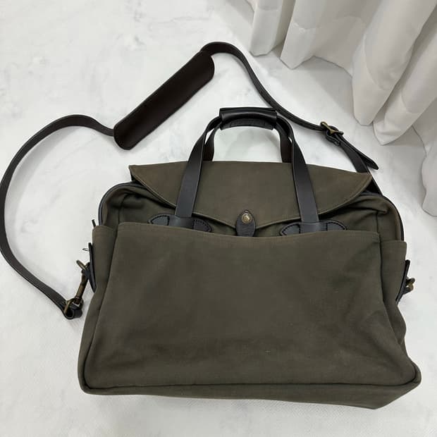 필슨 257 오터그린 토드백 크로스팩