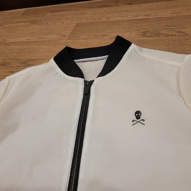 마크앤로나 시어커스 바람막이 M