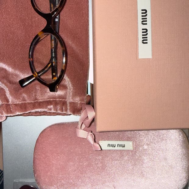 미우미우 리가드 안경