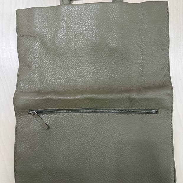 우영미 토트백겸 핸드 파우치