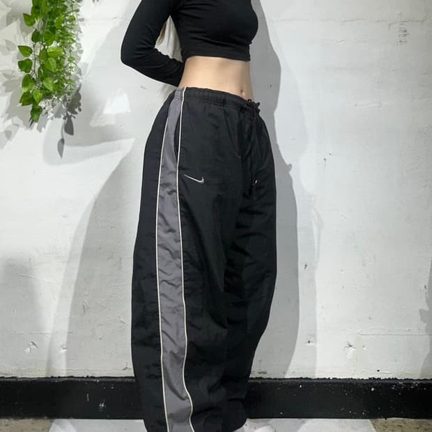 00s 나이키 블랙 와이드 그레이 사이드 라인 트랙 팬츠 