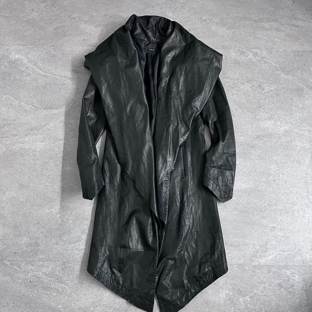 야스유키 이시이 레더 드레이프 코트