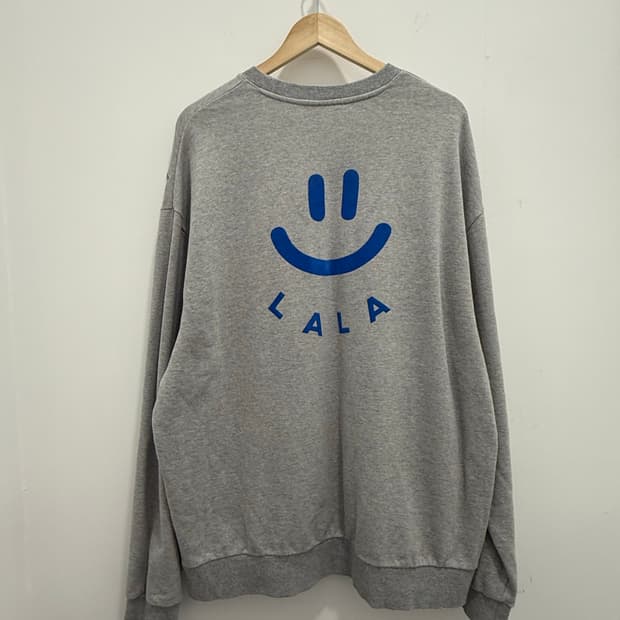 라라 데일리 맨투맨 그레이