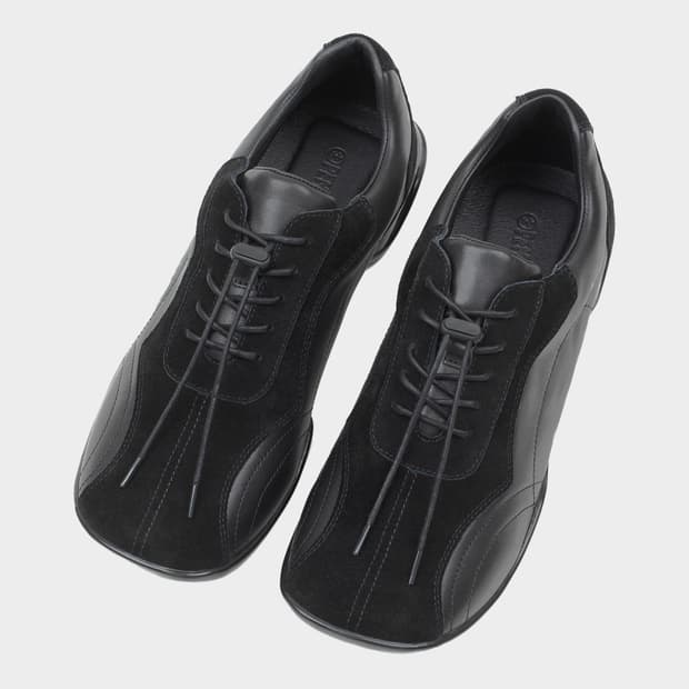 (2회착용) 페몬트 스퀘어 블랙 245