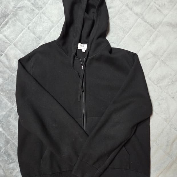 COS 니트 후드 집업 (L)