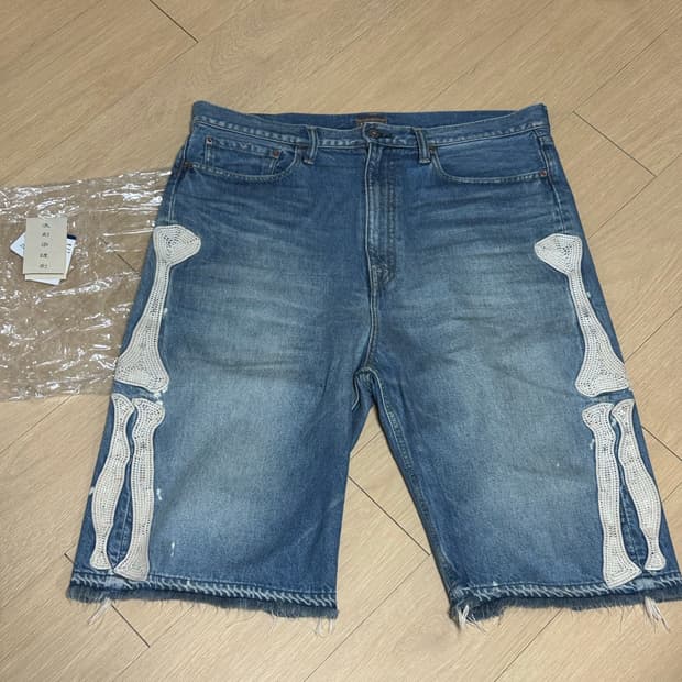 [38] 캐피탈 14온즈 데님 5p 본 자수 숏 팬츠 인디고