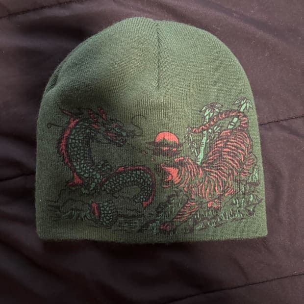 23FW 슈프림 드래곤 비니 그린