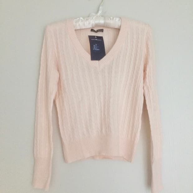 브랜디멜빌 핑크 연핑크 브이넥 니트