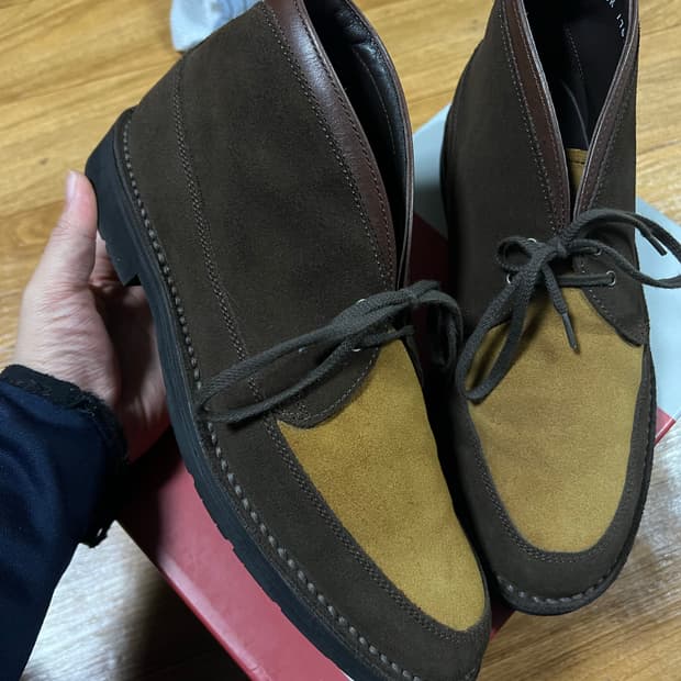 리갈 슈앤코 스웨이드 처카 255 일본 리갈