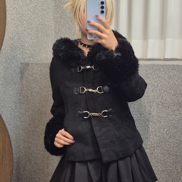 CECIL McBee fur short coat