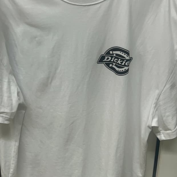 디키즈 반팔티 팔아요