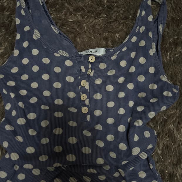 도트 땡땡이 나시티셔츠 슬리브리스 