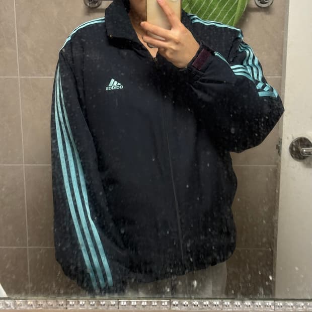 초희귀) 아디다스 블랙/하늘 조합 삼선 바람막이 점퍼