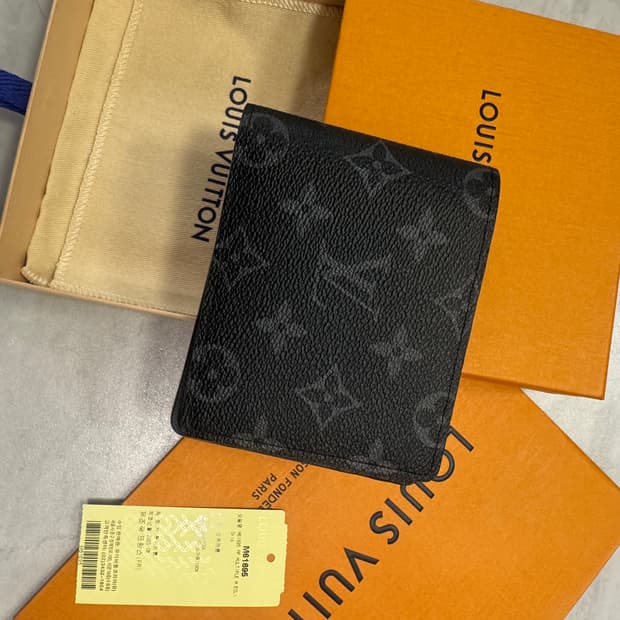 루이비통 이클립스 모노그램 반지갑