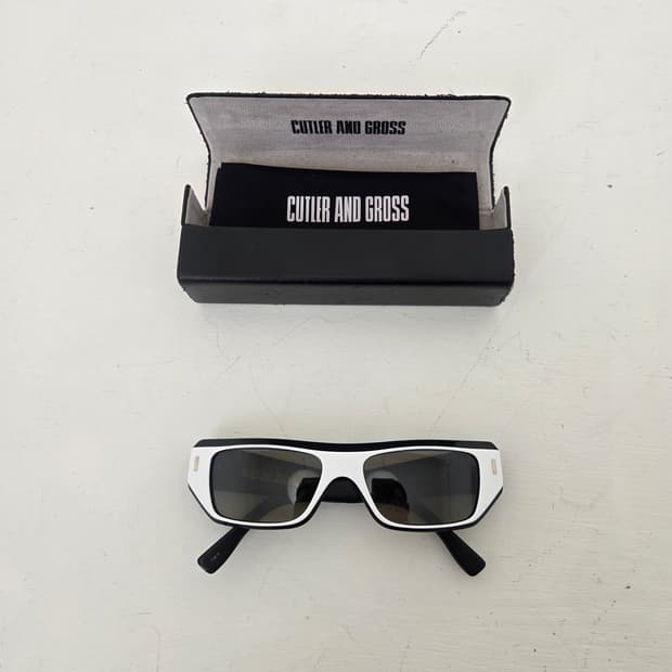 커틀러 앤 그로스 1367 browline 선글라스 white&matt 