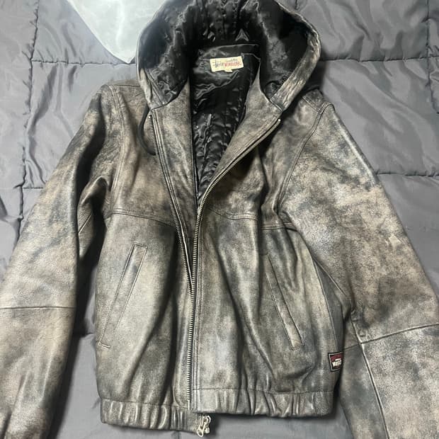 스투시 스톤워시 레더 후드 자켓