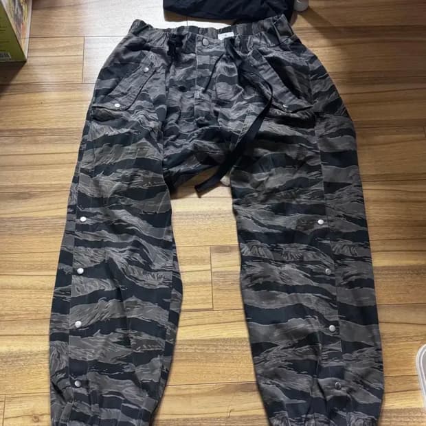 선데이오프클럽 초판 타이거배기팬츠