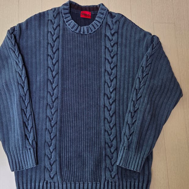 [정품] 휴고 보스 아이스워싱 가먼트다잉 니트 L size