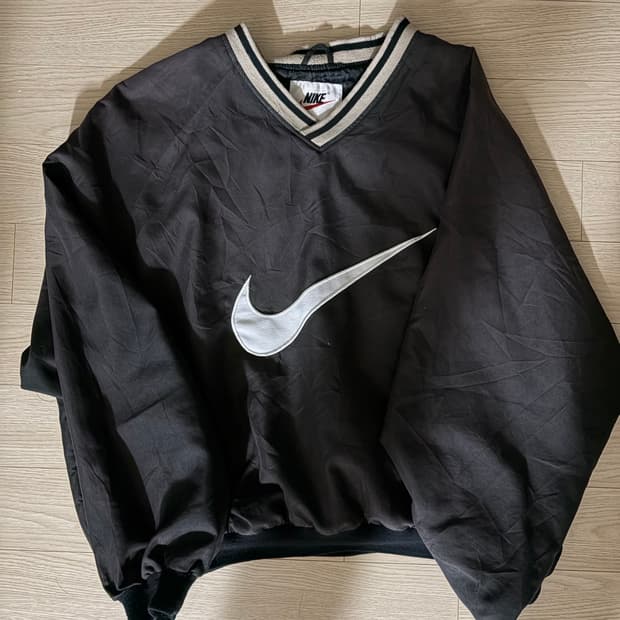 Nike 올드스쿨 빅로고 V넥 풀오버 윈드브레이커