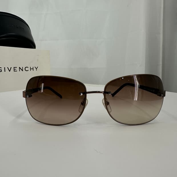 [새상품 무료배송] 정품 지방시 Made in Italy 선글라스