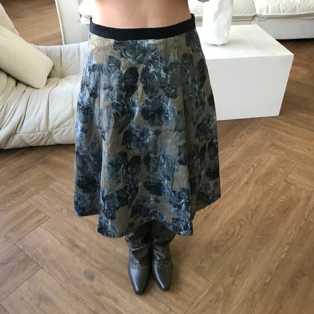 vintage pattern skirt