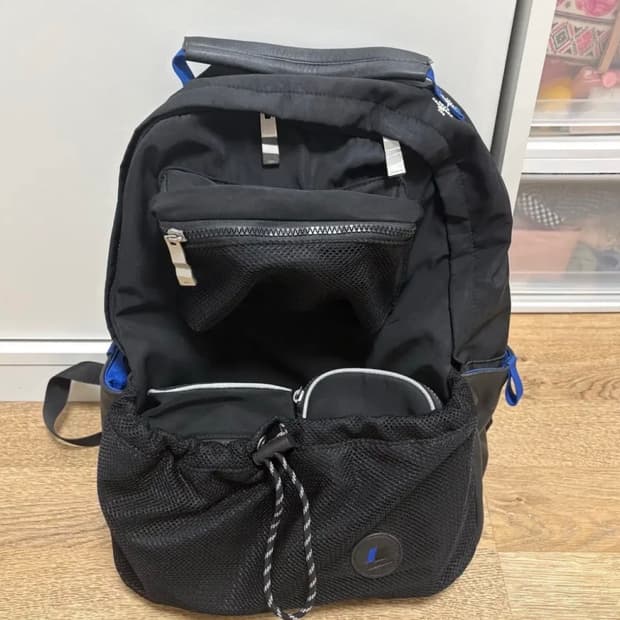 아더에러 x 자라 나일론 백팩 가방