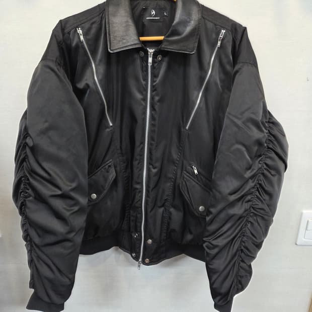 디서먼트 dmst 봄버자켓 윈터 L