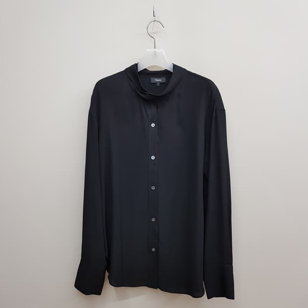 띠어리 Theory  실크 타이넥 블라우스 S사이즈