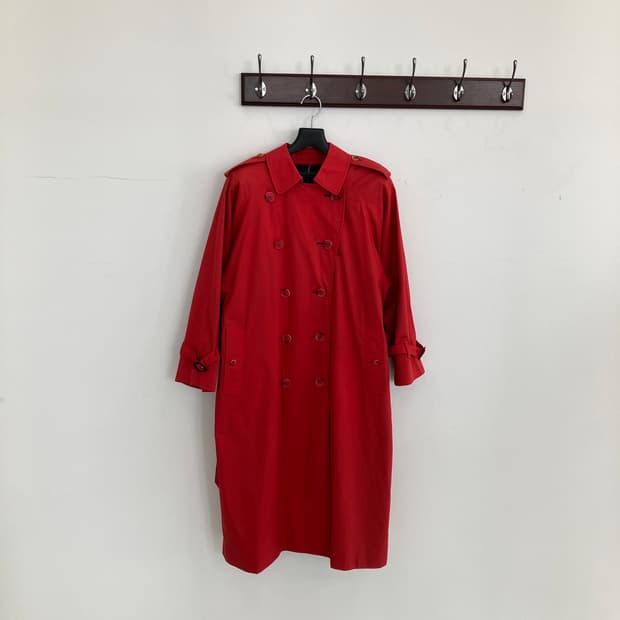 버버리 레드 트렌치 코트