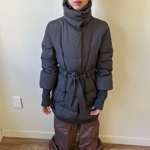 아르마니 덕다운 패딩