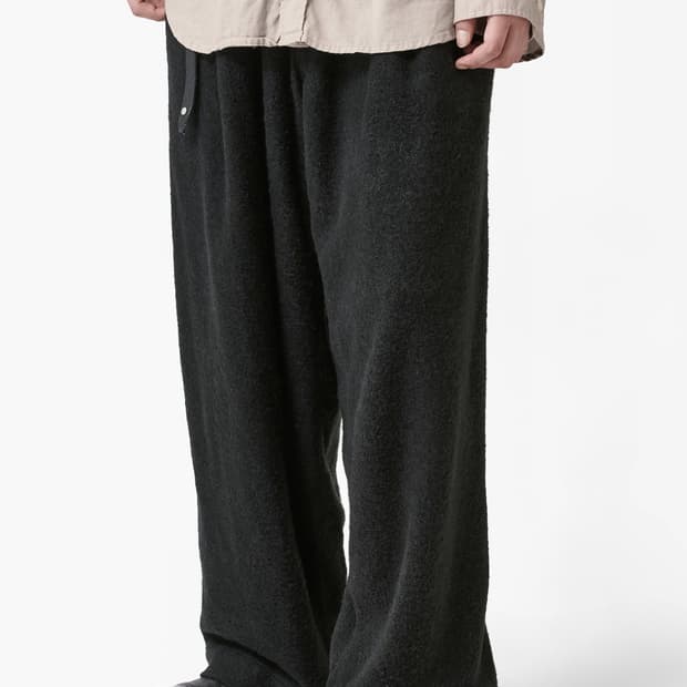 이얼즈어고 959 헤어리 원 턱 와이드 팬츠 2 m 사이즈