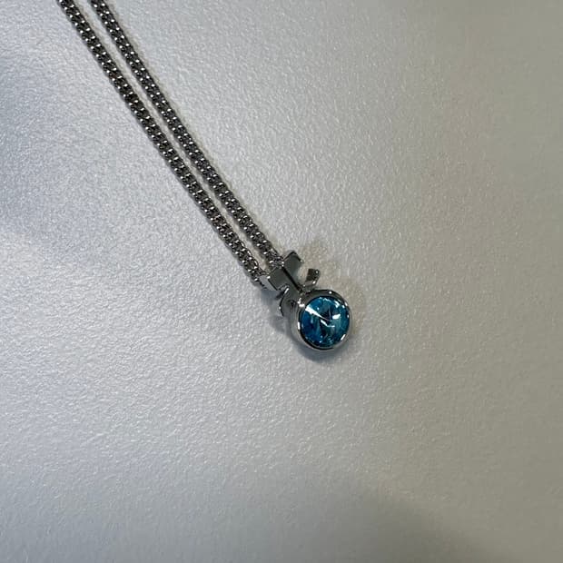 Courreges꾸레쥬 목걸이