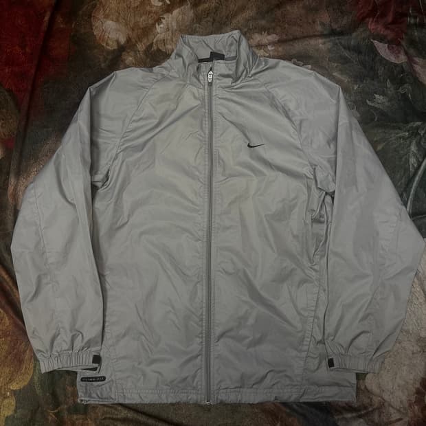 나이키 빈티지 올드스쿨 스피어그레이바람막이 100