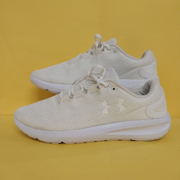 남성 언더아머 차지드 화이트 운동화 (260)