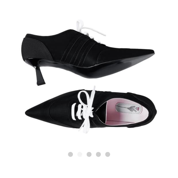 2000아카이브스 Trackstar Heels (Black) 240