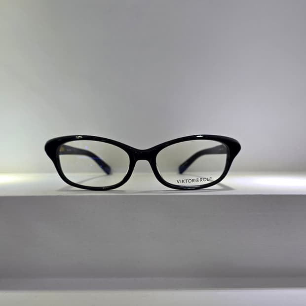 VIKTOR&ROLF 블랙 뿔테 안경