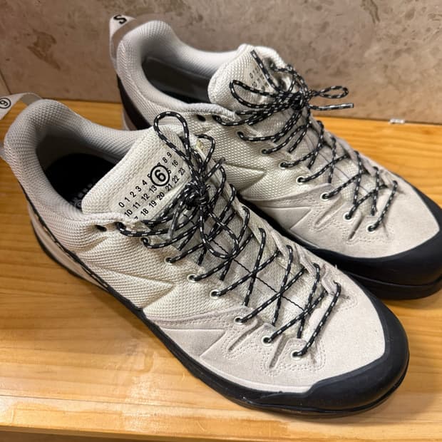 살로몬 MM6 메종마르지엘라 x-alp 화이트 275