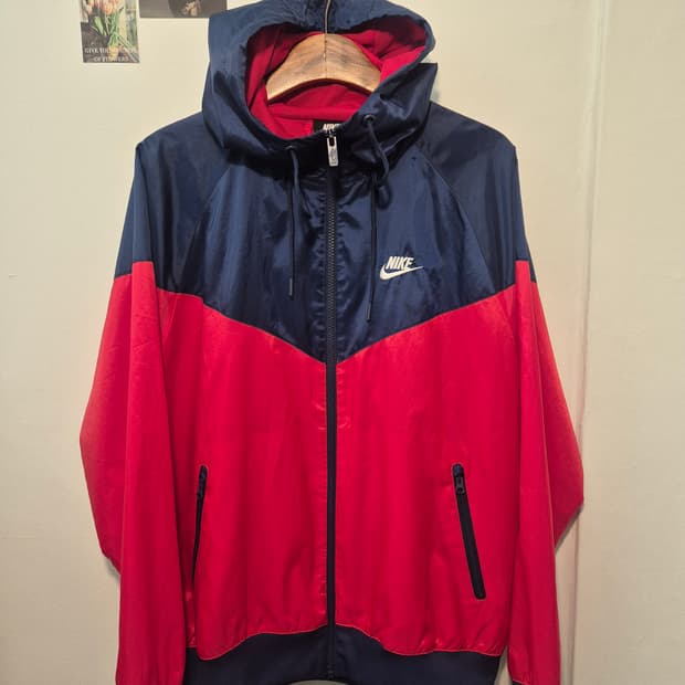 나이키 윈드러너 바람막이 M 레드/네이비
