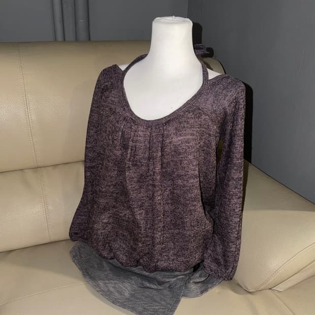 halter-neck pumpkin fit knit sleeve