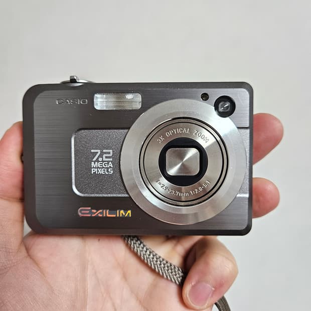 카시오 엑슬림 EX-Z750 실버 빈티지 디카 디지털카메라