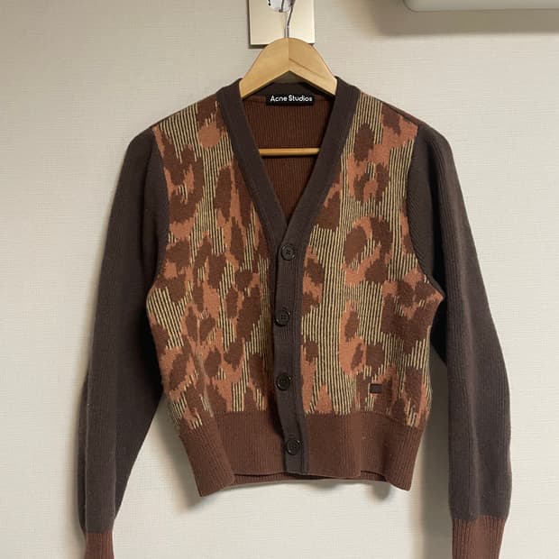 Acne studios 호피 가디건