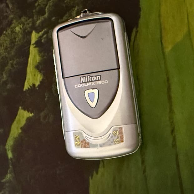 니콘 쿨픽스 nikon coolpix 3500 황조지 디지털카메라