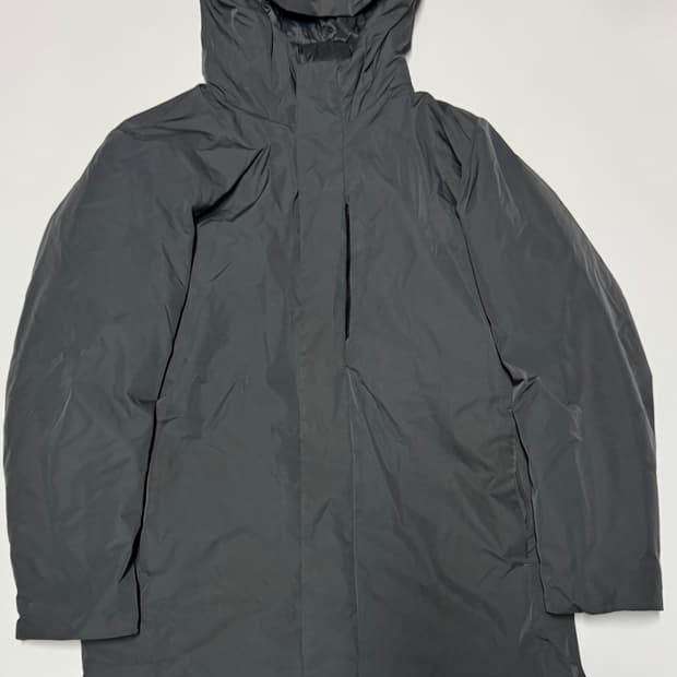 유니클로 하이브리드 우모 다운 코트 L 그레이