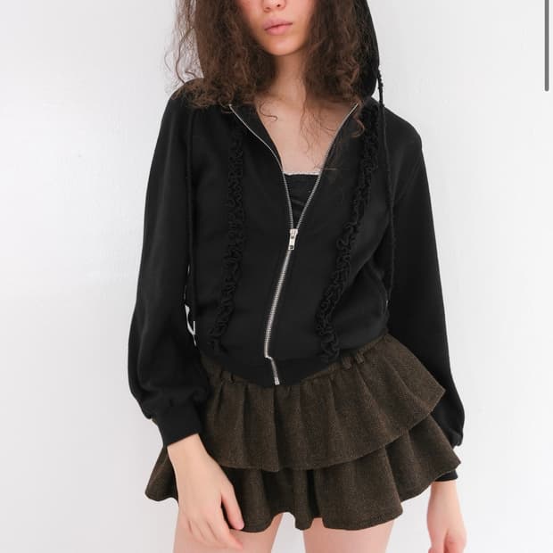 루즈슬립오버 프릴 후드집업 블랙 S