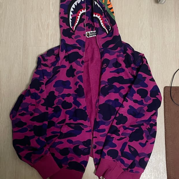 베이프 후드집업