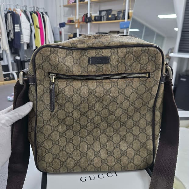 [50%세일] 구찌 시그니처 메신저백