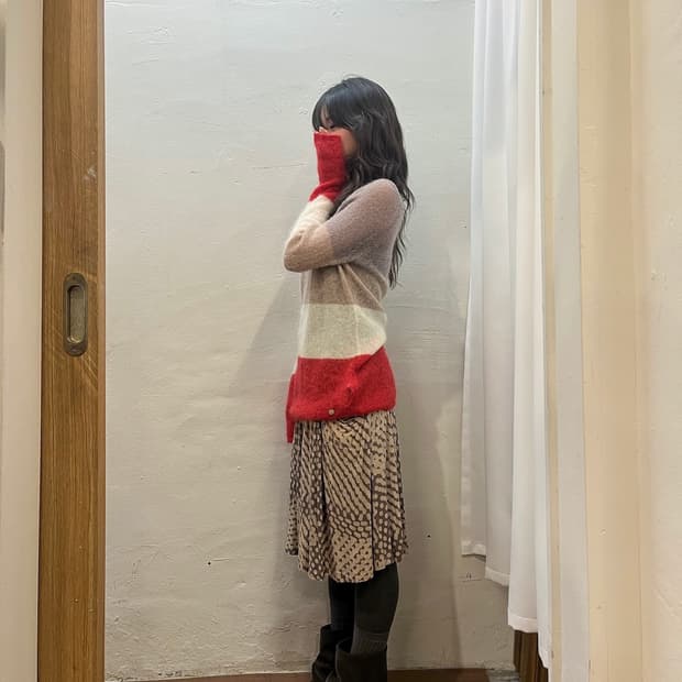 아르마니 진스 모헤어 니트 단가라 패턴 디테일 루즈핏 베이지 레드