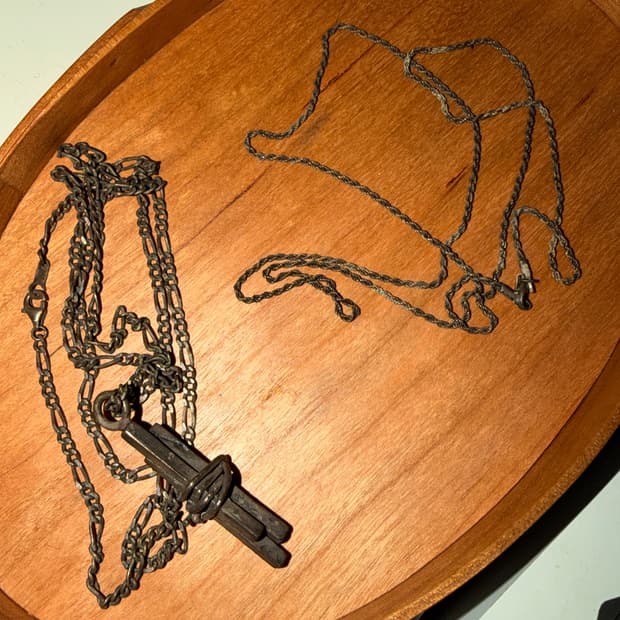 비주류 펜던트 목걸이