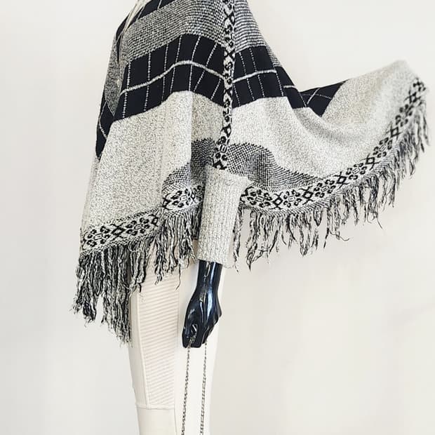 판쵸 니트 가디건 