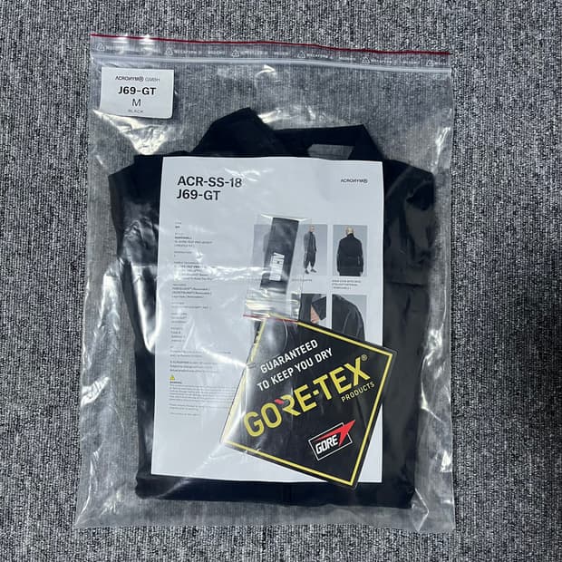 [M] 아크로님 J69-GT